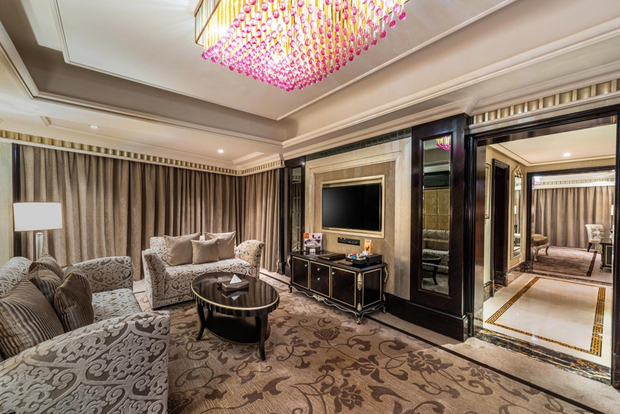 Hotel Narcissus & 5*